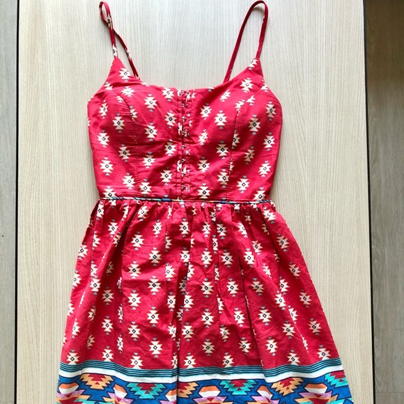Jodi Kristopher Dresses & Skirts - Jodi Kristopher Pink Pattern Dress